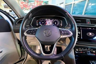Volkswagen TIGUAN 2.0 TDI — photo 21