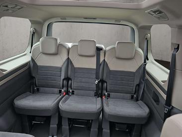 Volkswagen Multivan Van 2.0 TDI 4MOTION — photo 13