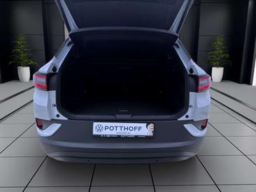 Volkswagen ID.4 Pro — photo 4