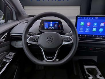 Volkswagen ID.4 Pro — photo 11