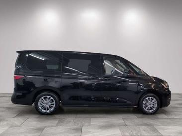 Volkswagen Multivan Van 2.0 TDI — photo 4