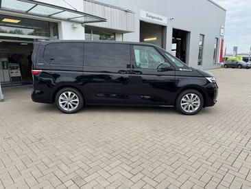 Volkswagen Multivan Van 2.0 TSI — photo 4