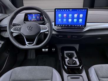 Volkswagen ID.4 Pro — photo 13