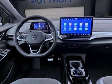 Volkswagen ID.4 Pro — photo 13