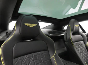 Aston Martin Vanquish V12 BiTurbo — photo 5