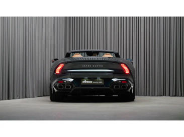 Aston Martin Vanquish V12 BiTurbo — photo 8