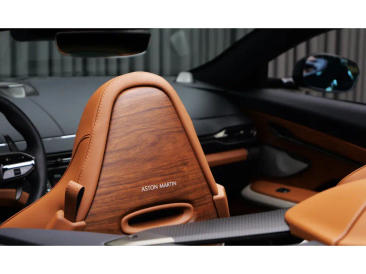Aston Martin Vanquish V12 BiTurbo — photo 11
