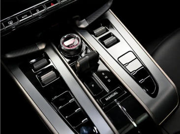 Aston Martin Vanquish V12 BiTurbo — photo 16