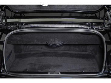 Aston Martin Vanquish V12 BiTurbo — photo 36