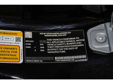 Aston Martin Vanquish V12 BiTurbo — photo 40