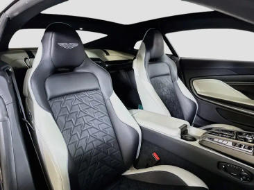 Aston Martin Vanquish V12 BiTurbo — photo 16