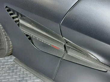 Aston Martin Vanquish V12 BiTurbo — photo 22