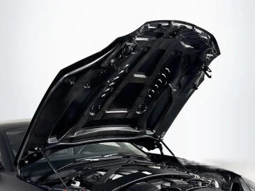 Aston Martin Vanquish V12 BiTurbo — photo 23