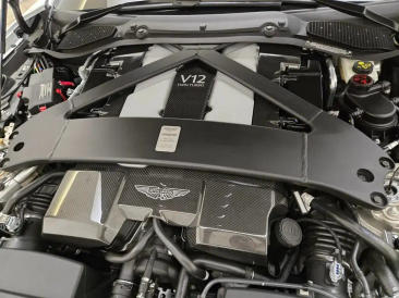 Aston Martin Vanquish V12 BiTurbo — photo 25