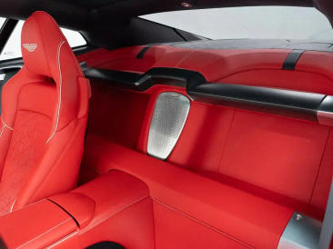 Aston Martin Vanquish V12 BiTurbo — photo 19