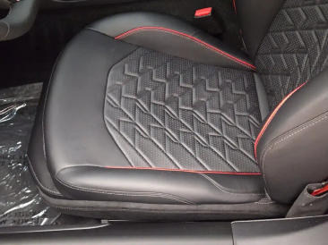 Aston Martin Vanquish V12 BiTurbo — photo 30