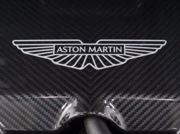 Aston Martin Vanquish V12 BiTurbo — photo 39