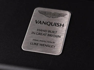 Aston Martin Vanquish V12 BiTurbo — photo 40