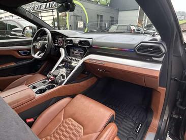 Lamborghini Urus — photo 9