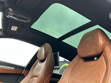 Lamborghini Urus — photo 12
