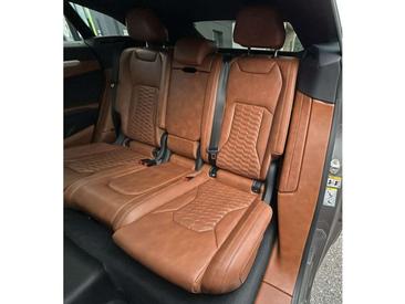 Lamborghini Urus — photo 16