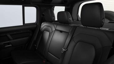Land Rover Defender D250 — photo 6