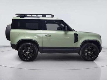 Land Rover Defender P400 — photo 5