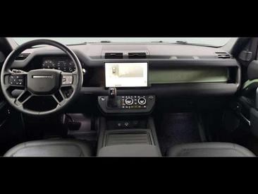 Land Rover Defender P400 — photo 7