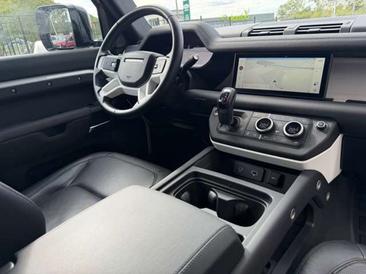 Land Rover Defender D200 — photo 13