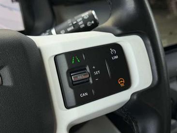 Land Rover Defender D200 — photo 20