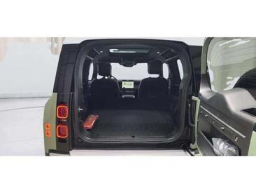 Land Rover Defender P400 — photo 19