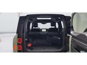 Land Rover Defender P400 — photo 20