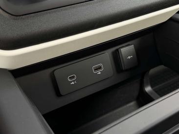 Land Rover Defender D200 — photo 24