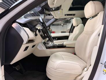 Land Rover Range Rover P440e — photo 10