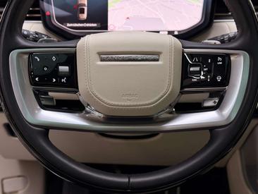Land Rover Range Rover P440e — photo 13
