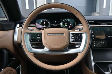 Land Rover Range Rover P460e — photo 17