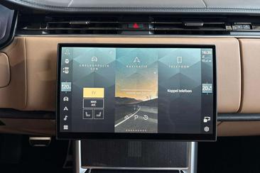 Land Rover Range Rover P460e — photo 4