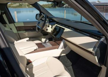 Land Rover Range Rover P460e — photo 15