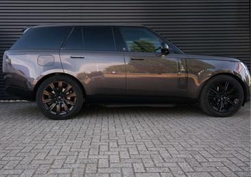 Land Rover Range Rover P460e — photo 11