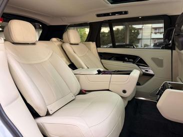 Land Rover Range Rover P440e — photo 21