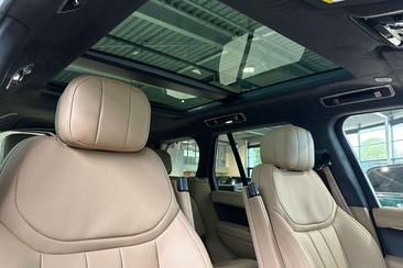 Land Rover Range Rover P460e — photo 13