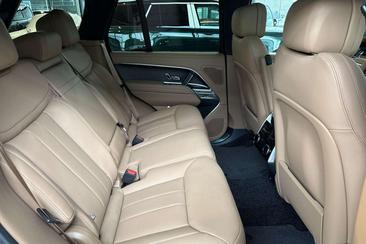 Land Rover Range Rover P460e — photo 14