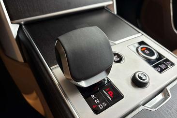 Land Rover Range Rover P460e — photo 15