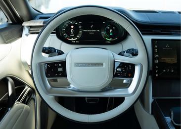 Land Rover Range Rover P460e — photo 24