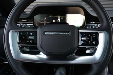 Land Rover Range Rover P460e — photo 23