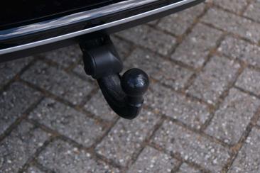 Land Rover Range Rover P550e — photo 27