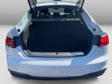 Audi A5 Sportback 35 TDI — photo 11
