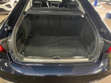 Audi A7 Sportback 40 TDI — photo 9