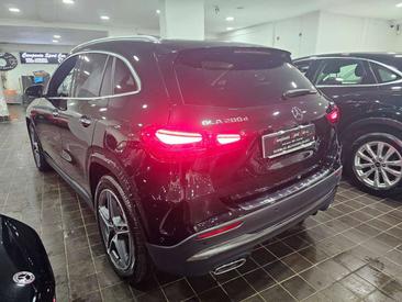 Mercedes GLA 200d — photo 6
