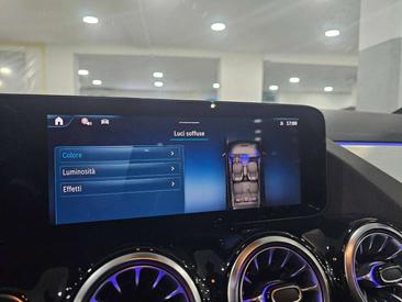 Mercedes GLA 200d — photo 19